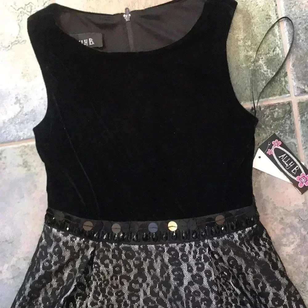 NWT Ally B velvet bodice dress size 10 - Picture 2 of 7